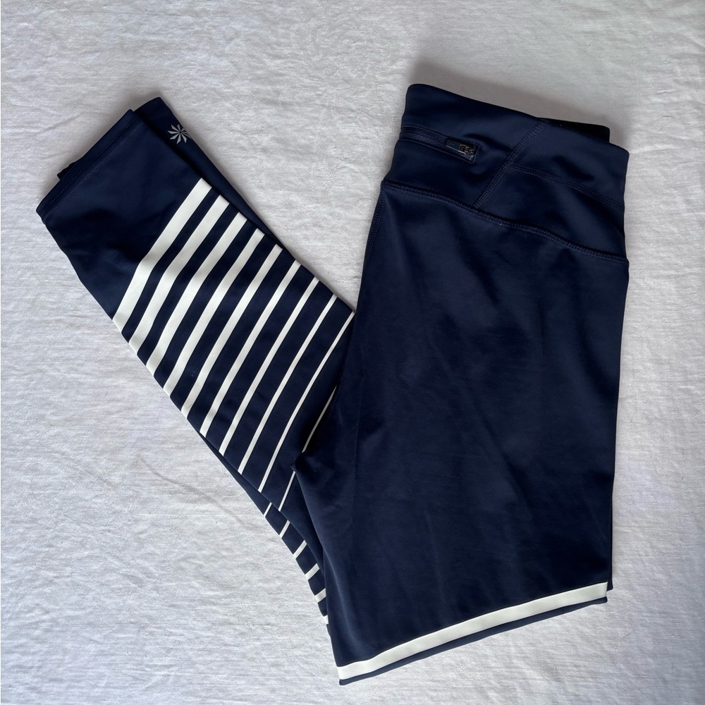 Women’s Athleta Navy & White Striped Cropped 25” Length Size Small Leggings